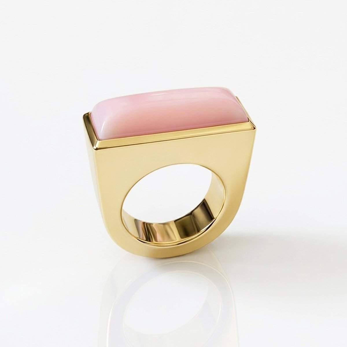Pastille Ring in Gold with Pink Opal - Nataly Aponte