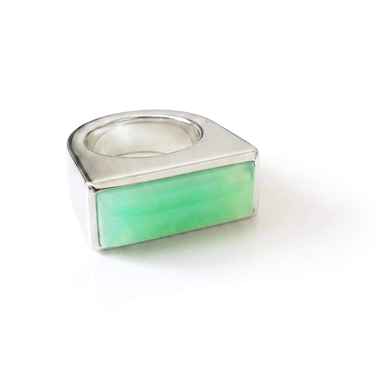 Pastille Ring in Sterling Silver with Chrysoprase - Nataly Aponte